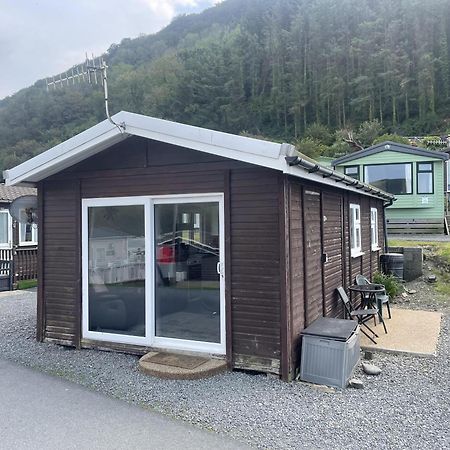 Charming Chalet Nestled In Heart Of Clarach Bay Aberystwyth Extérieur photo
