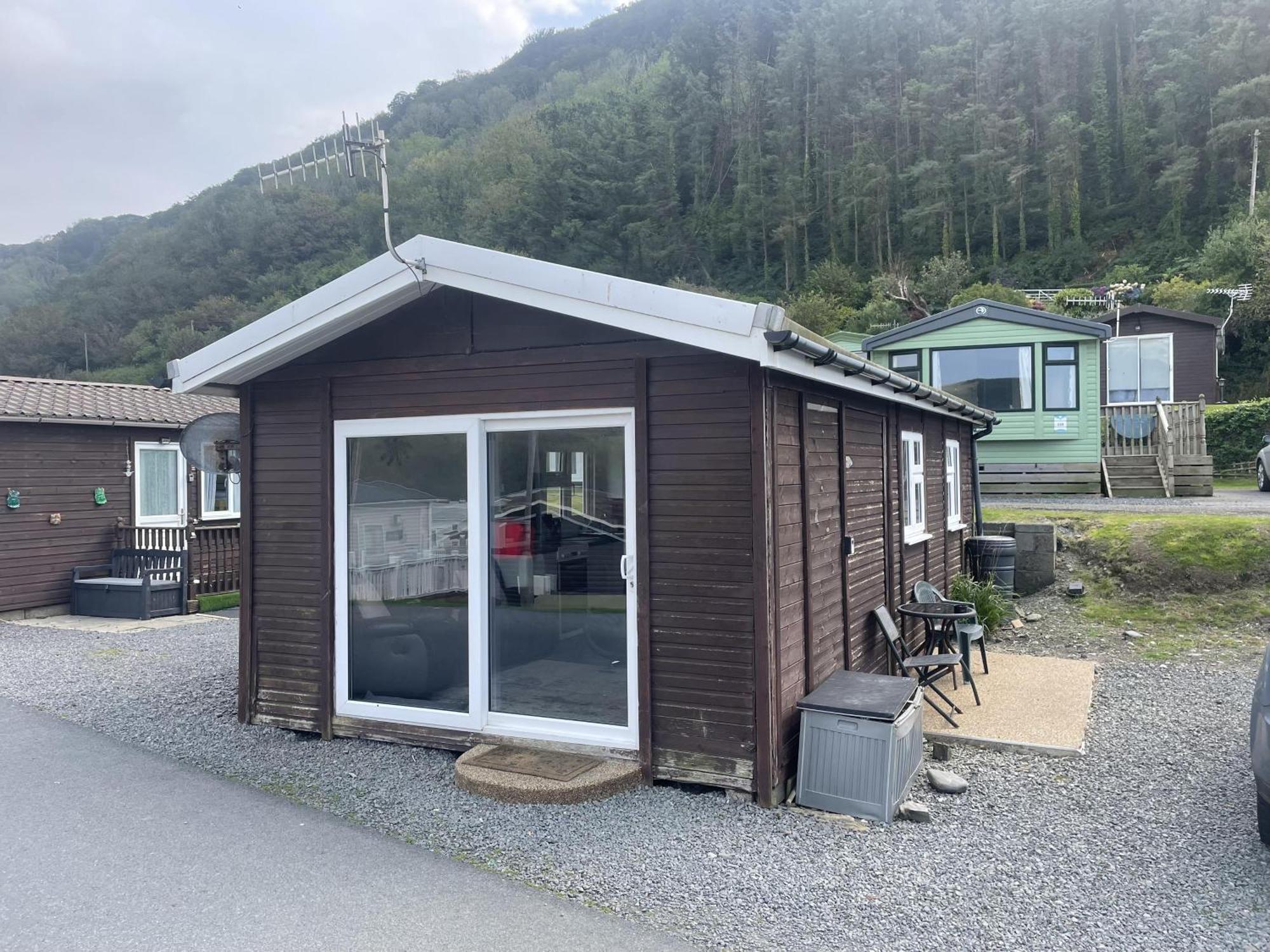 Charming Chalet Nestled In Heart Of Clarach Bay Aberystwyth Extérieur photo